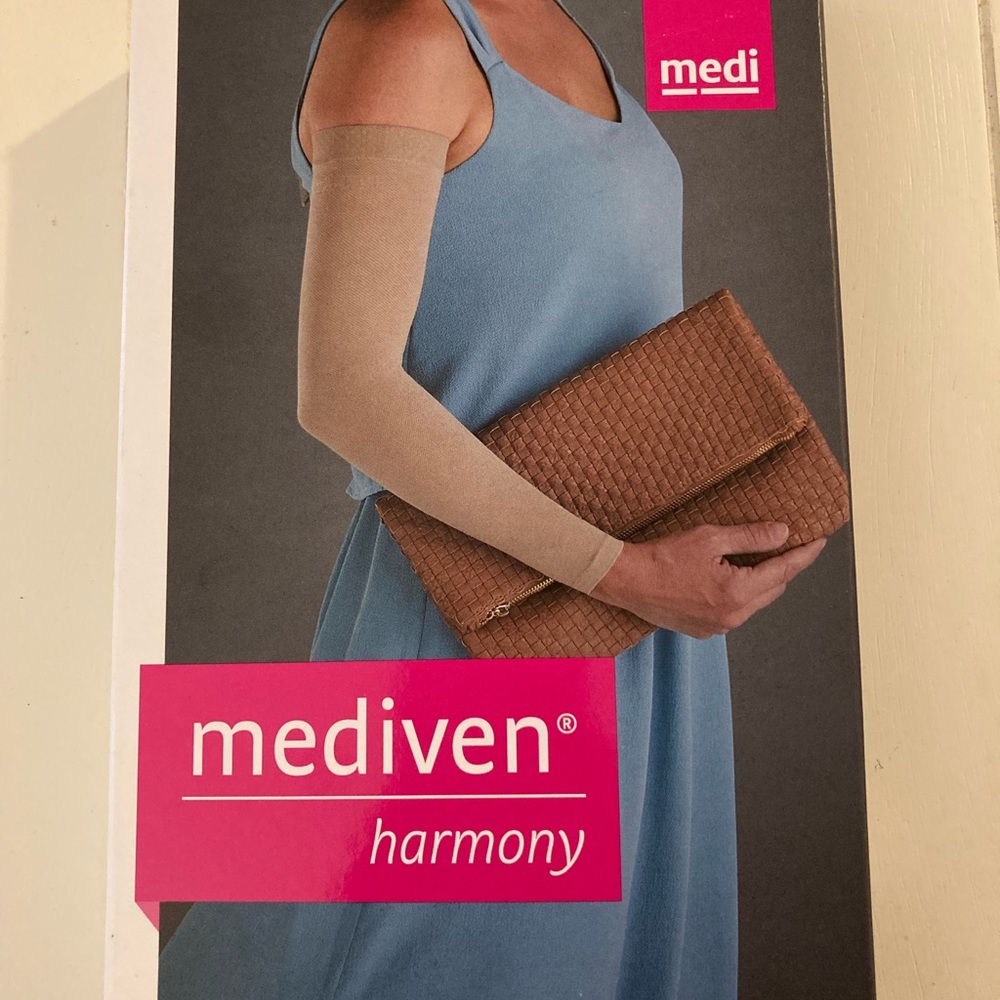 Mediven - medical compression for arm 20-30 size I